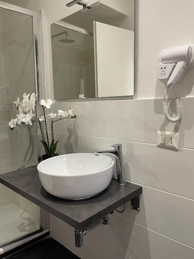 Vomero Suite And Deluxe Room B&B Napoli Exterior photo