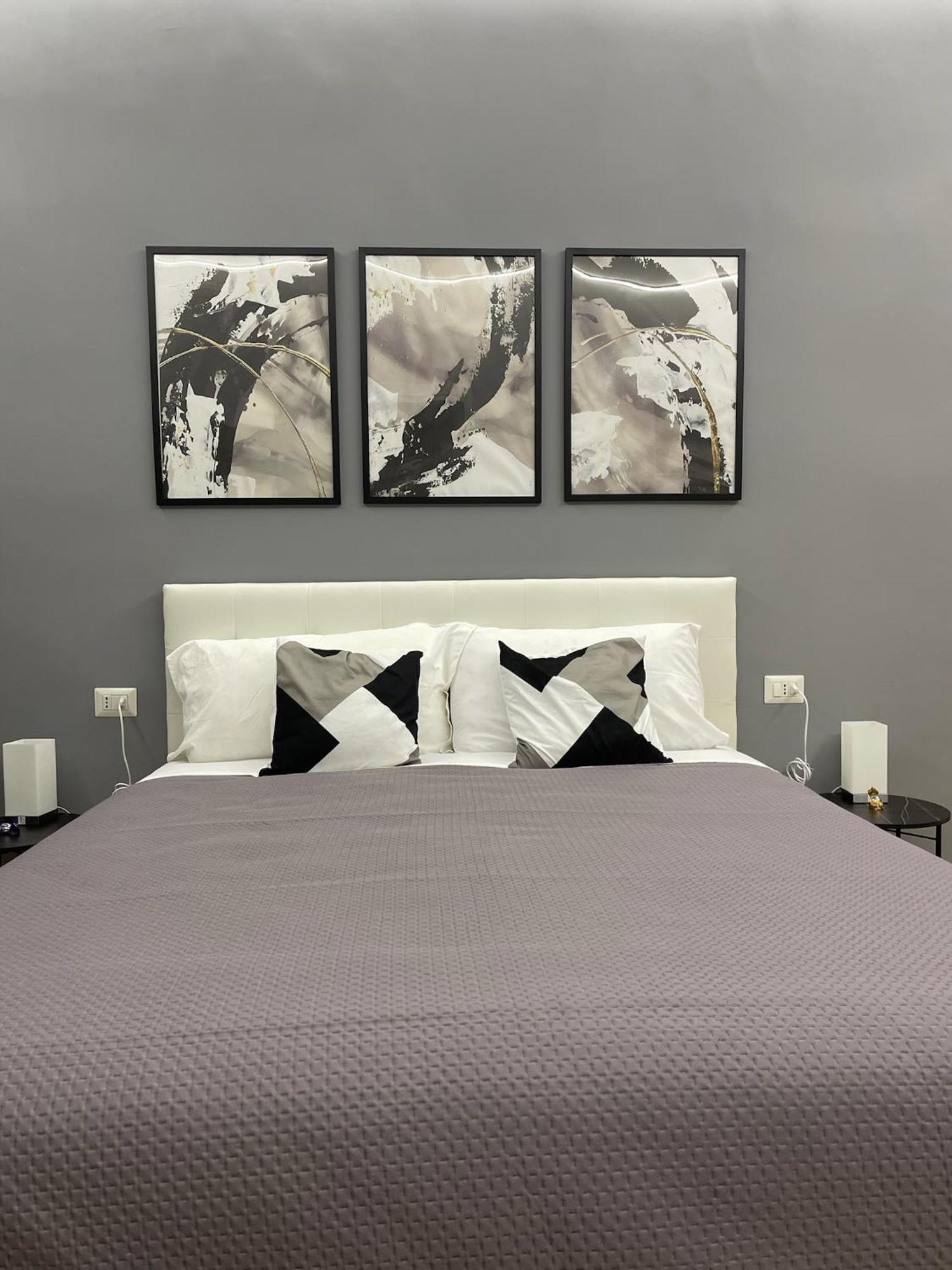Vomero Suite And Deluxe Room B&B Napoli Exterior photo