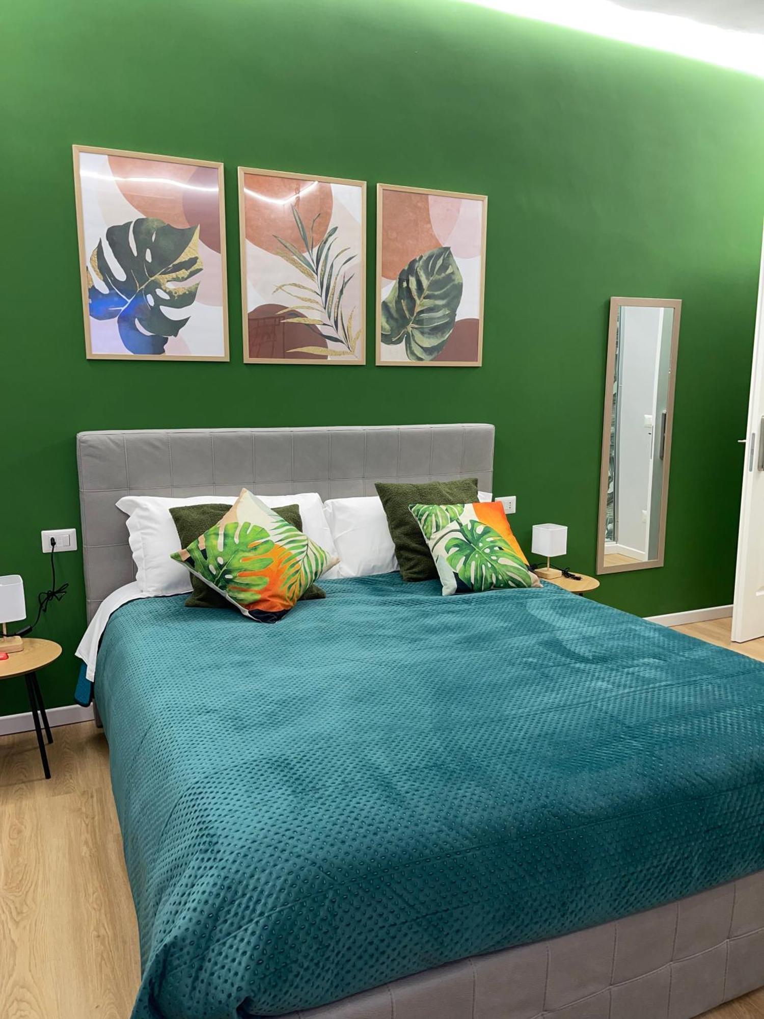 Vomero Suite And Deluxe Room B&B Napoli Exterior photo